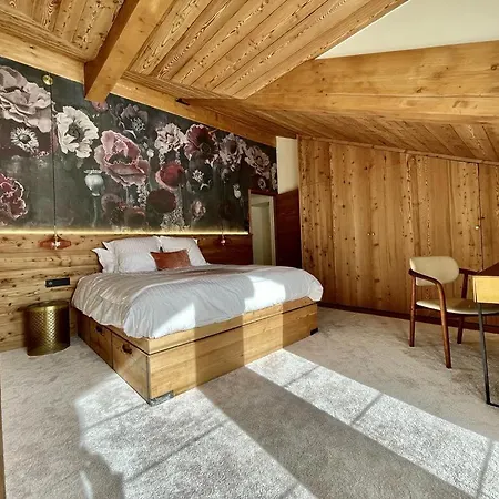 350 - The West - De Luxe Apartment *